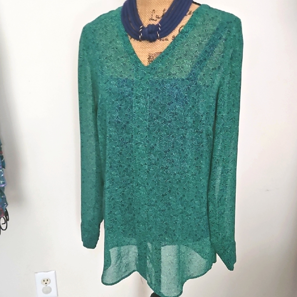 CAbi Blouse, Size M.